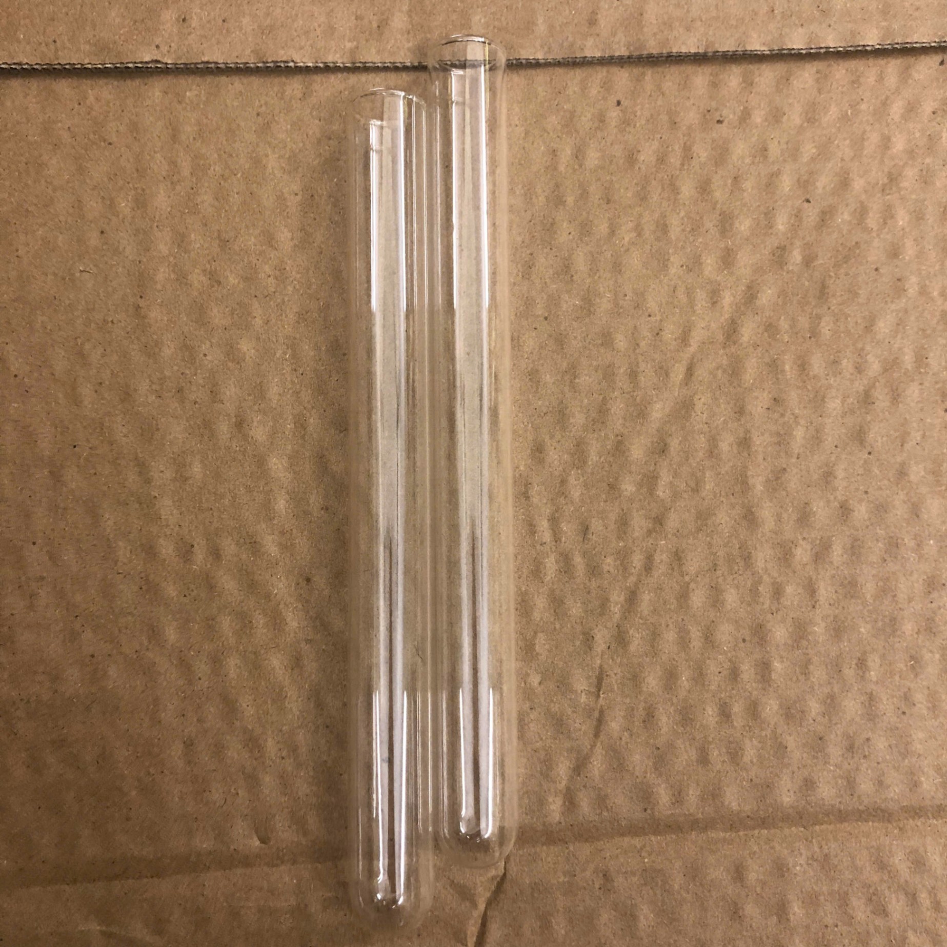 Ống nghiệm thuỷ tinh 1,6cm x 16cm Hangzhou Rollmed Trung Qu6c (Hộp=250 cái, Thùng=1000 cái)