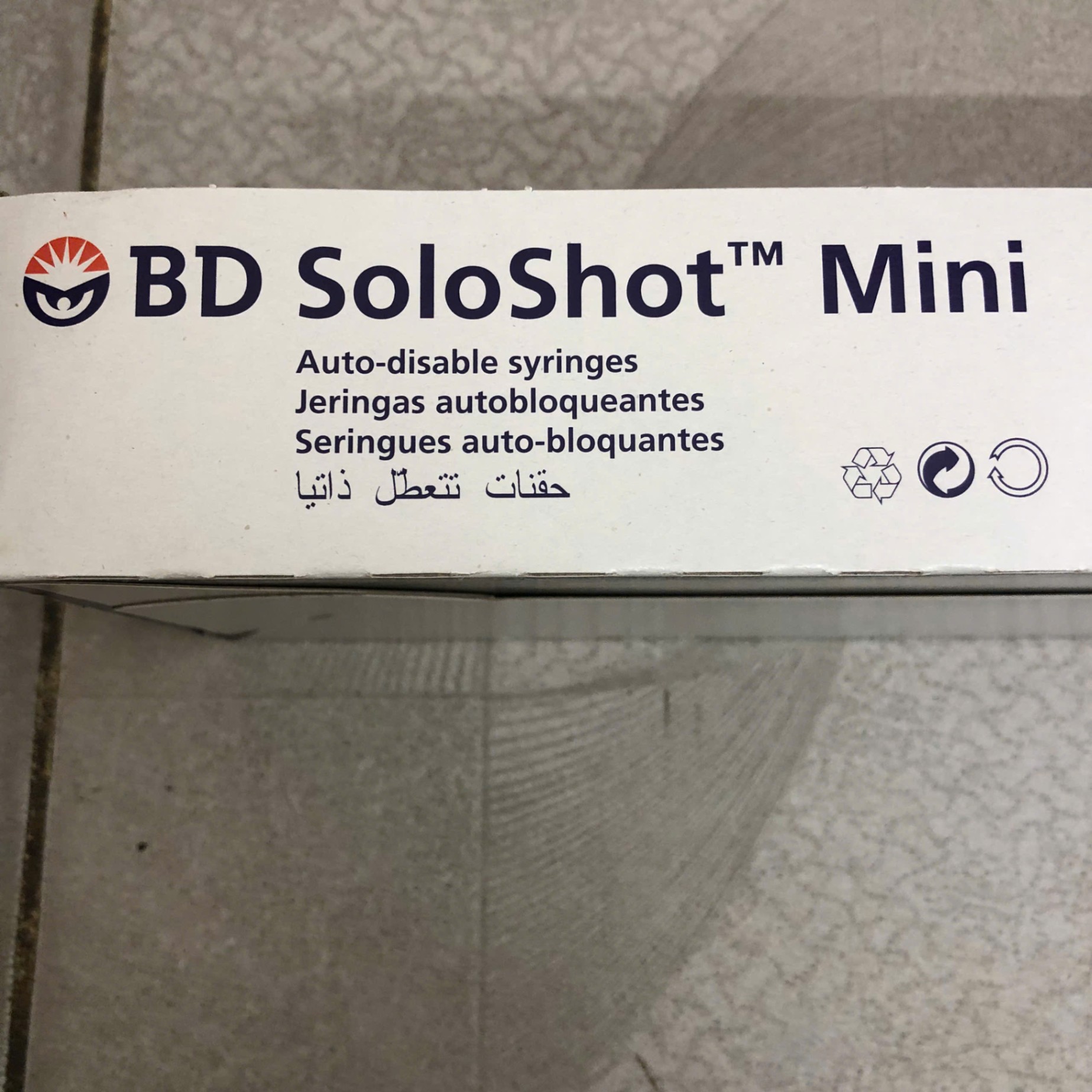 Bơm tiêm tự khoá 0,1 ml 27G x 3/8 Becton Dickinson, S.A; Tây Ban Nha (Hộp =100 cái)