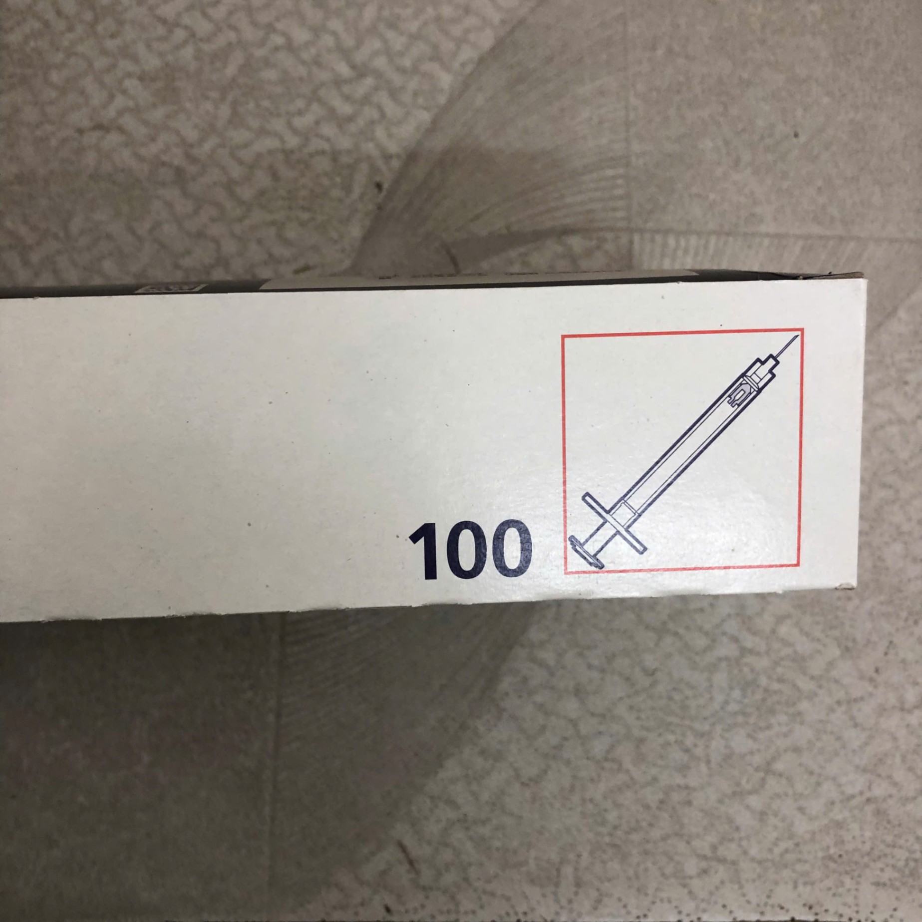 Bơm tiêm tự khoá 0,1 ml 27G x 3/8 Becton Dickinson, S.A; Tây Ban Nha (Hộp =100 cái)