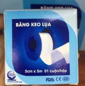Băng keo lụa 2.5cm x 5m, An Lành, Việt Nam (Gói= 1 cuộn, Hộp=12 cuộn)