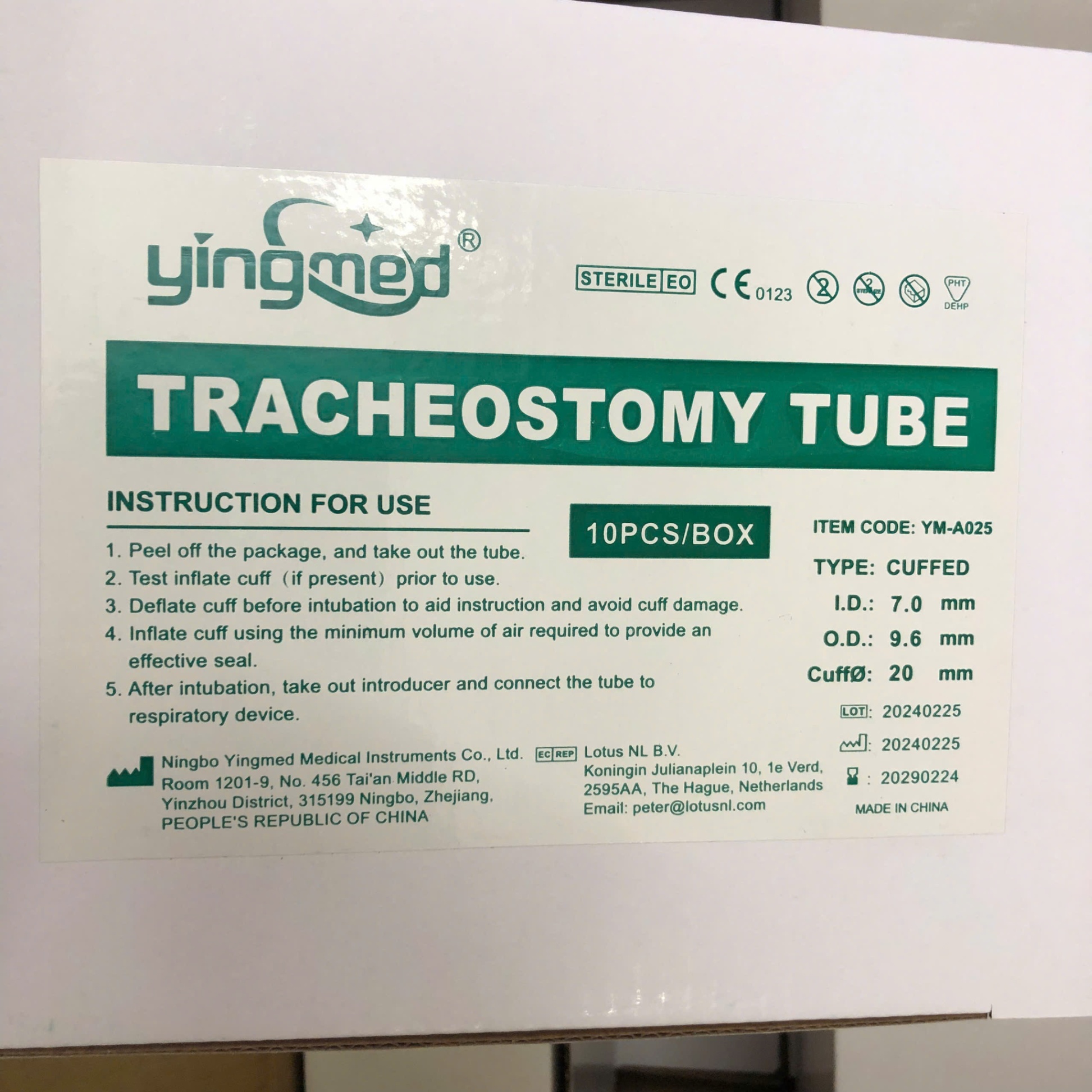 Ống khai mở khí quản 1 nòng có bóng các cỡ, NINGBO YINGMED MEDICAL Trung Quốc (Hộp = 10 cái)