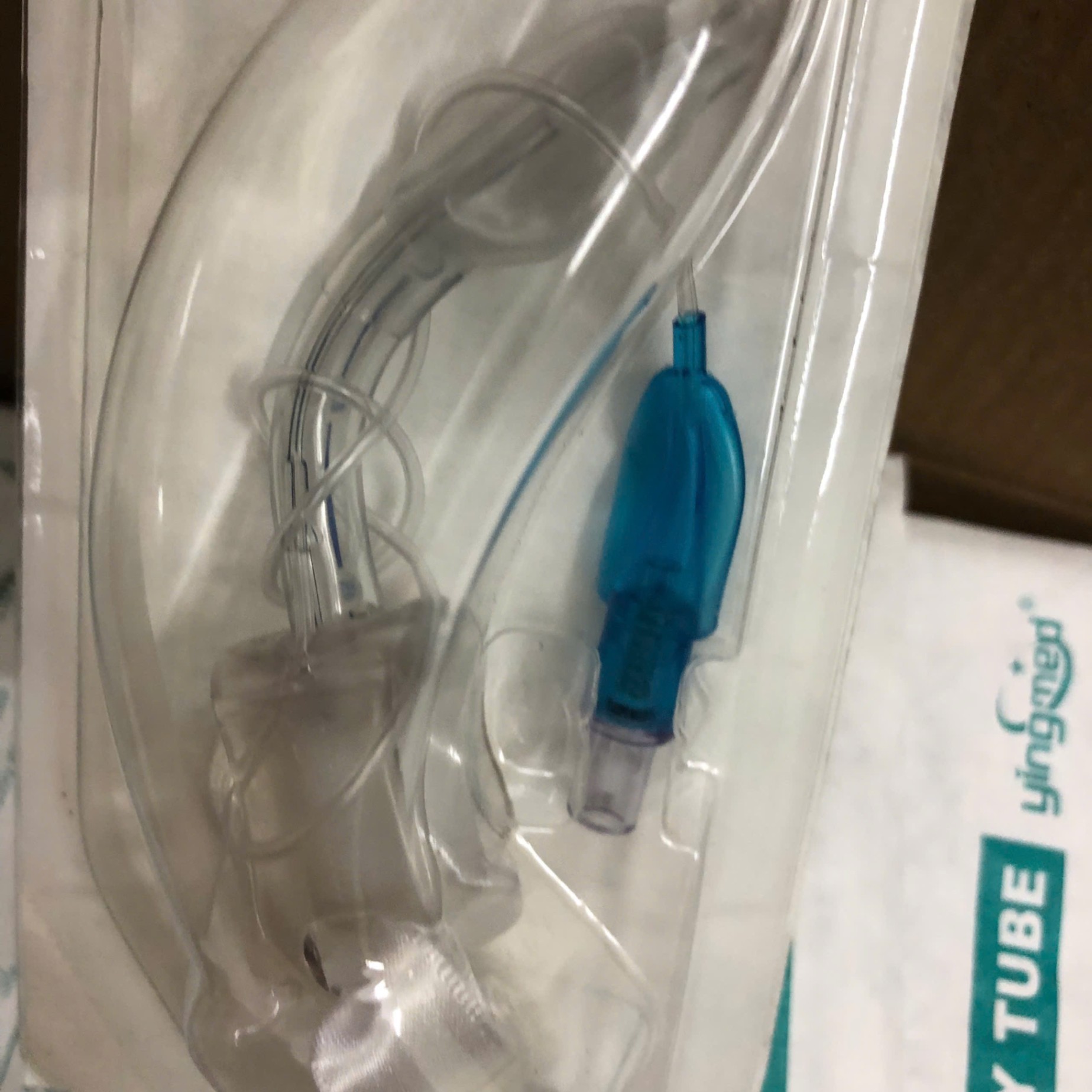 Ống khai mở khí quản 1 nòng có bóng các cỡ, NINGBO YINGMED MEDICAL Trung Quốc (Hộp = 10 cái)