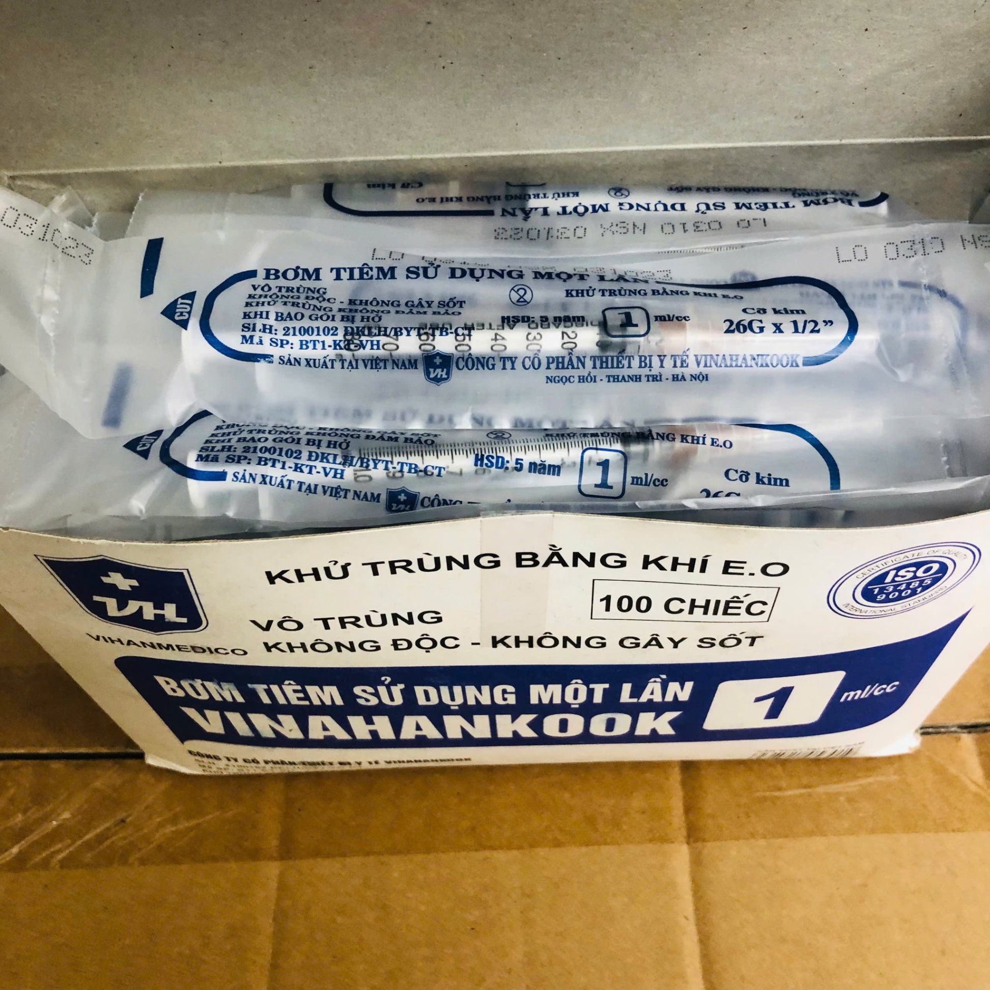 Bơm tiêm dùng 1 lần 1ml, G26 Vinahancook (Hộp=100 cái, Thùng=4200 cái)