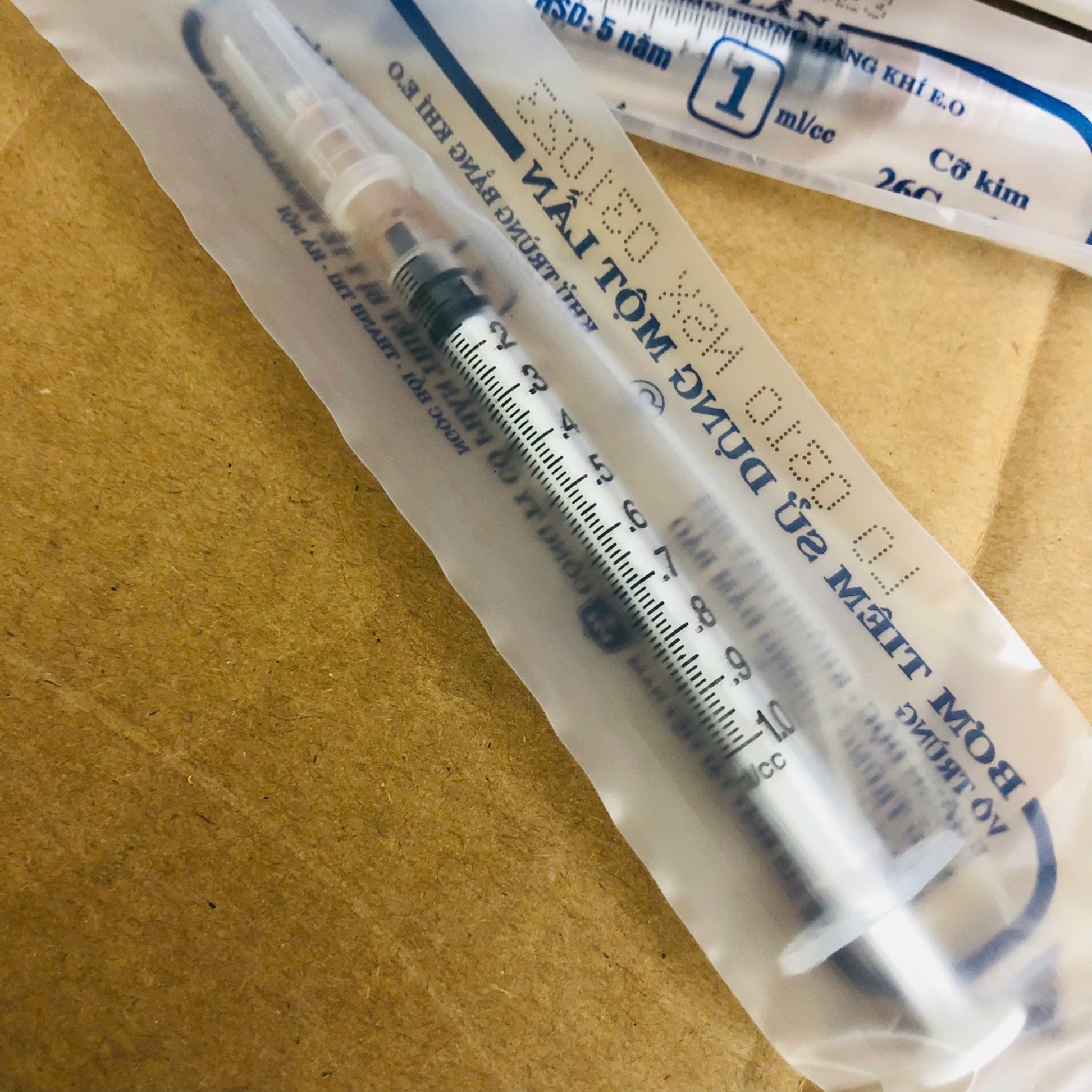 Bơm tiêm dùng 1 lần 1ml, G26 Vinahancook (Hộp=100 cái, Thùng=4200 cái)