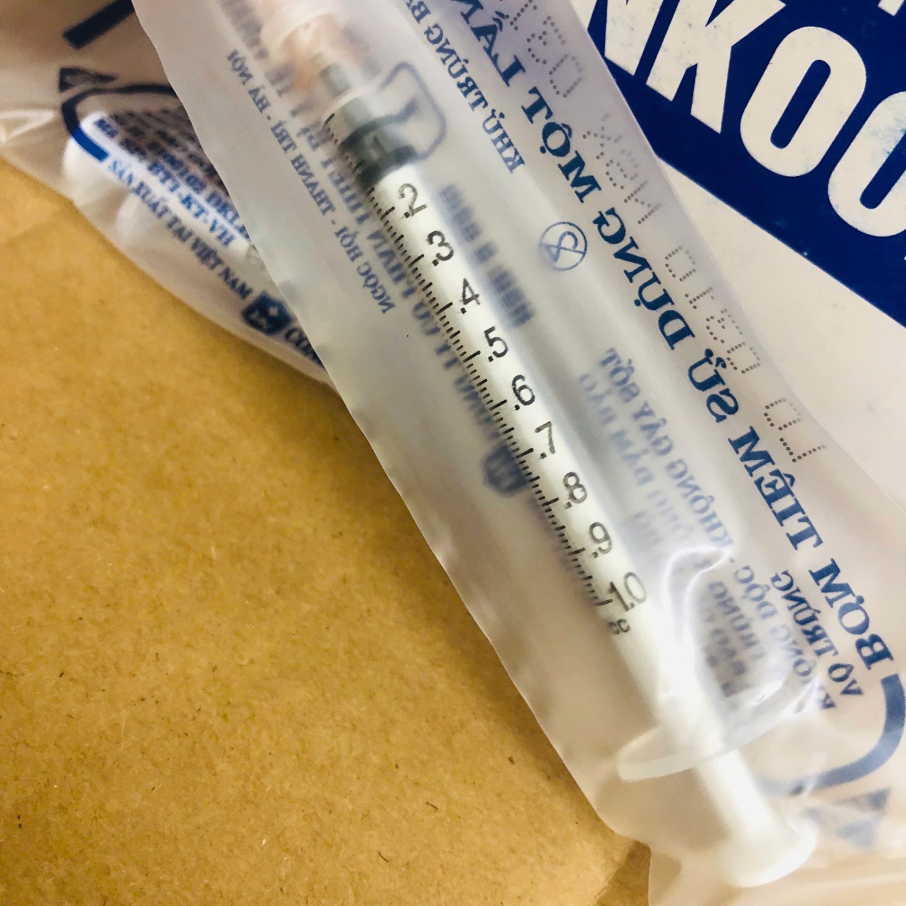 Bơm tiêm dùng 1 lần 1ml, G26 Vinahancook (Hộp=100 cái, Thùng=4200 cái)