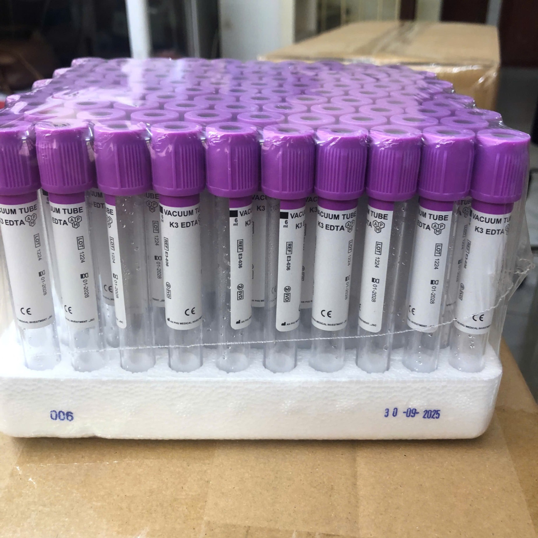 Ống nghiệm EDTA (K3) chân không 6ml An Phú (Khay=100 ống, Thùng=2400 ống)