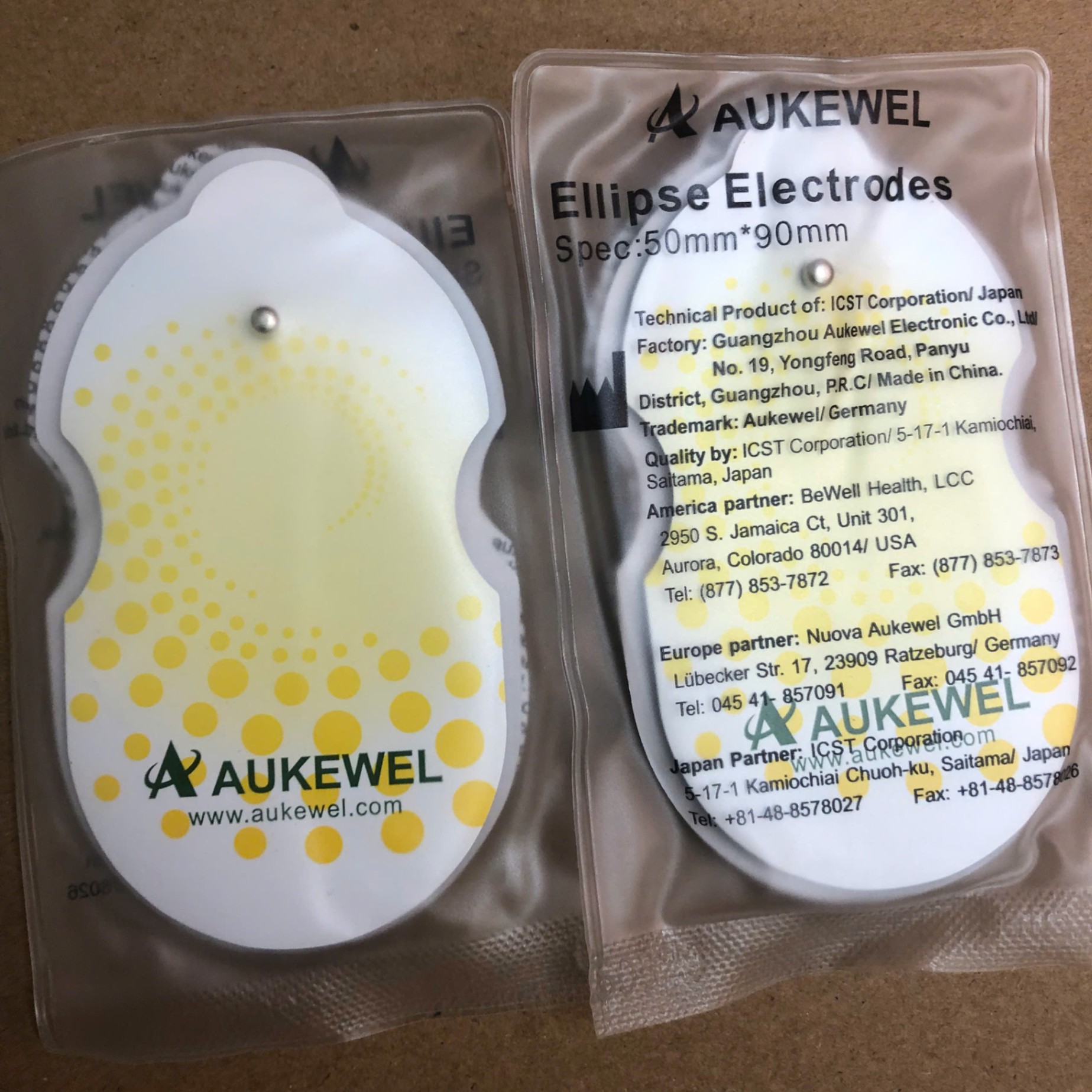 Miếng dán điện xung, Guangzhou Aukewel electronic Co.,LTD; Trung Quốc (Túi =1 cặp; thùng=600 cặp)