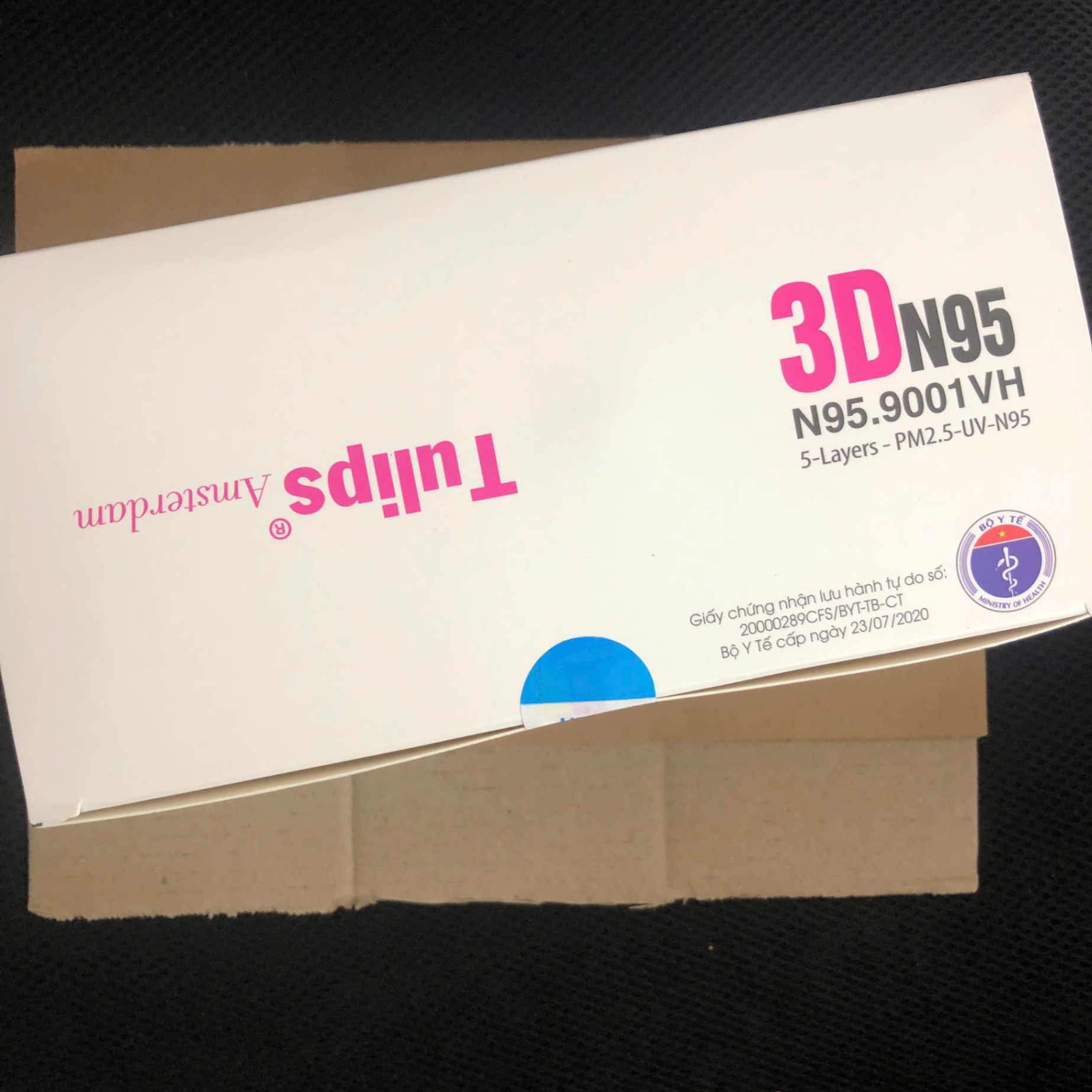 Khẩu trang N95 có van Tulips màu xám (Hộp=20 chiếc)