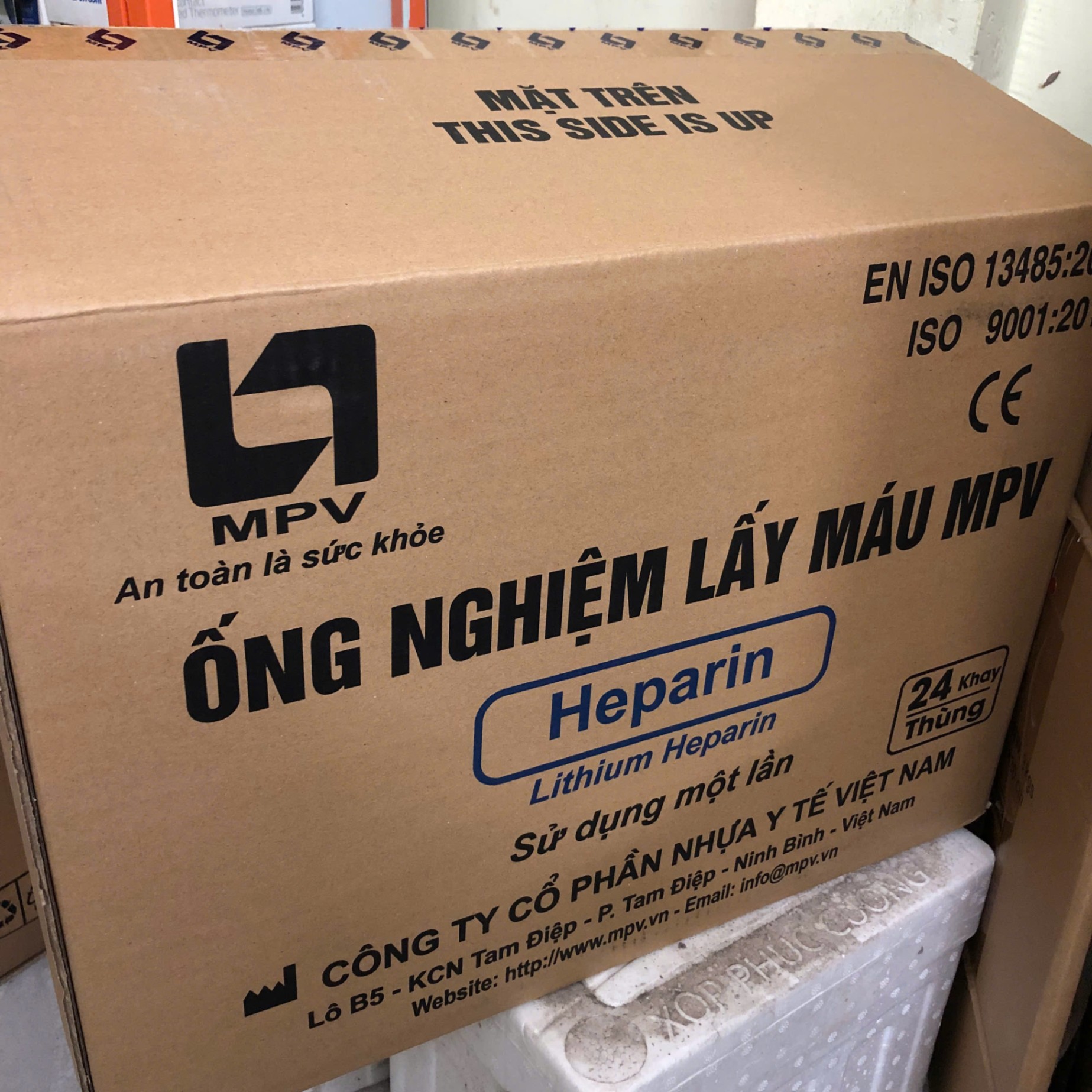 Ống nghiệm Lithium Heparin nắp thường 2ml MPV (Khay=100 ống, Thùng=2400 ống)
