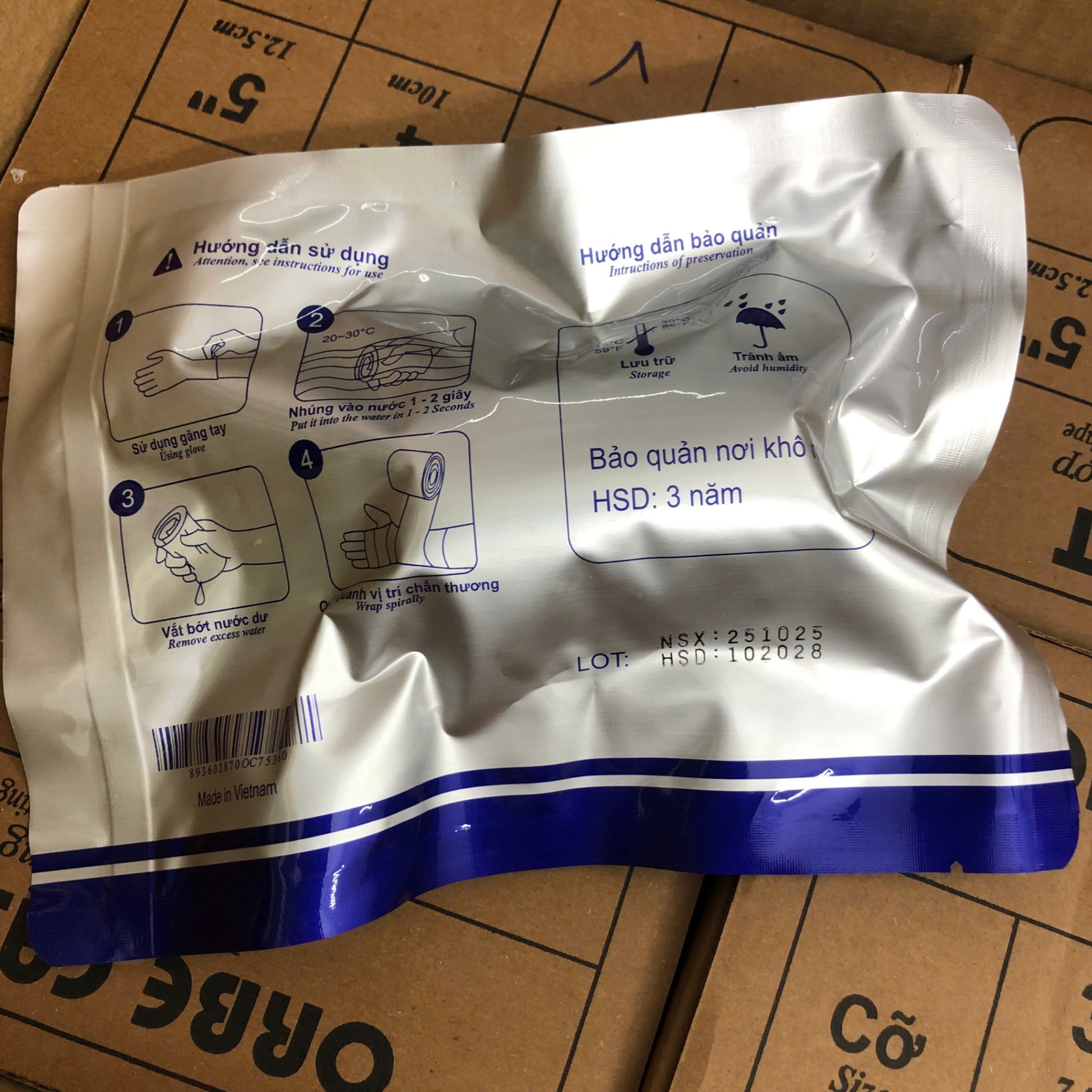 Bột thủy tinh tổng hợp ORBECAST 7,5cm x 3,6m (Thùng=10 cuộn)