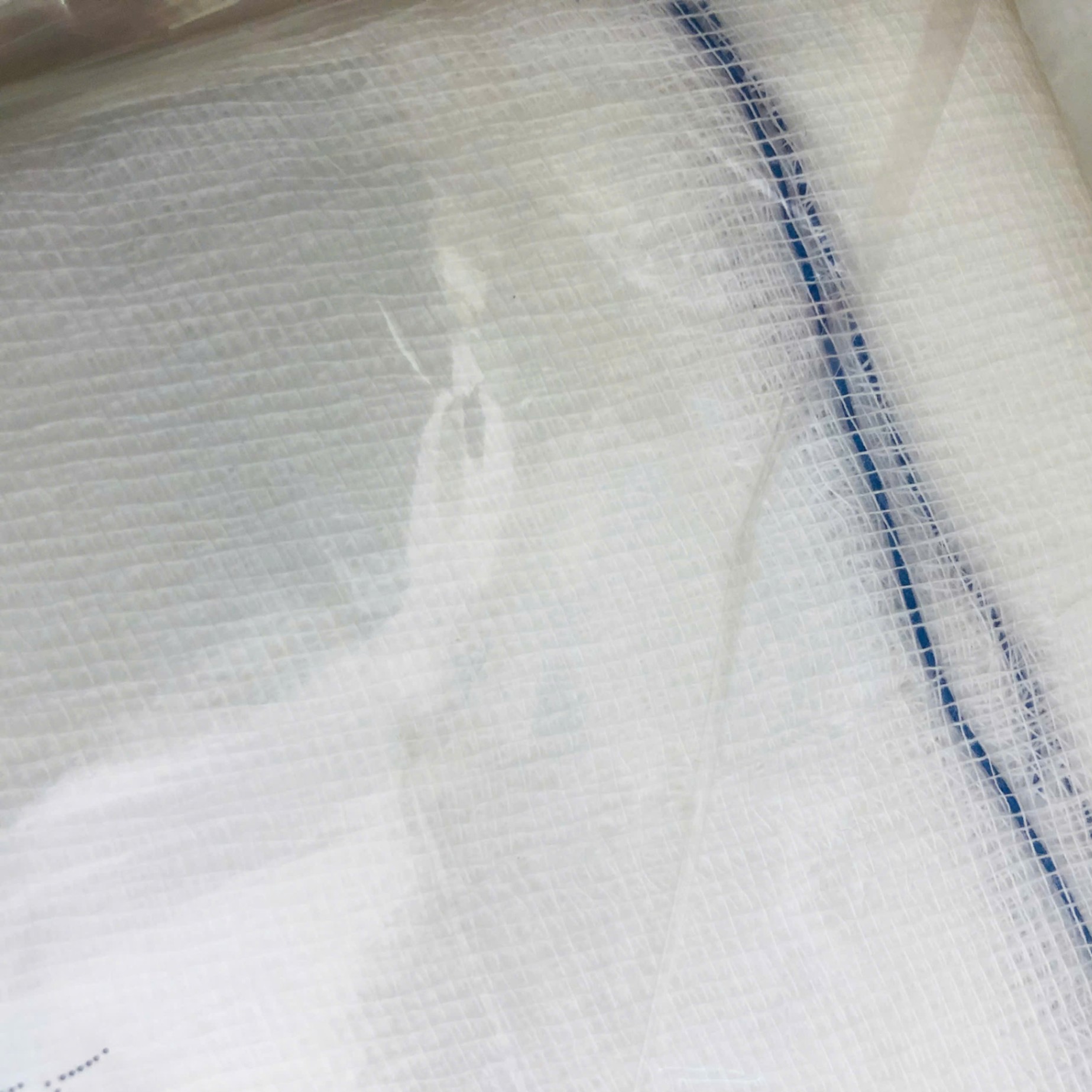 Gạc phẫu thuật 30x40x6 lớp có sợi cản quang vô trùng, An Lành (Túi=5 miếng, Thùng=700 miếng)