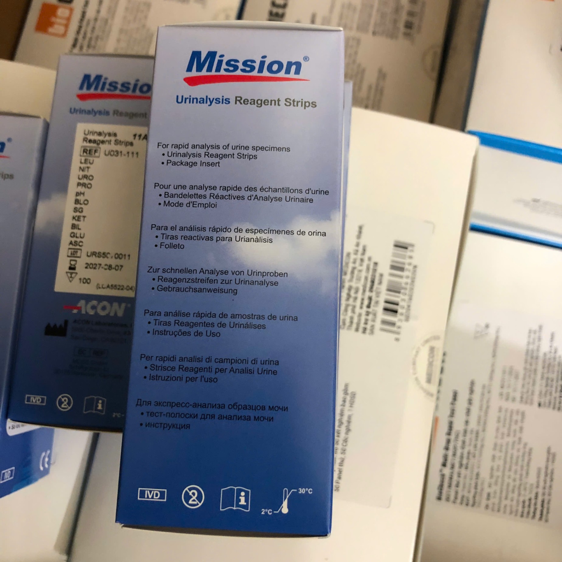 Que thử nước tiểu 11 thông số, cho máy MISSION U120, ACON Biotech, Trung Quốc (Hộp=100 test)