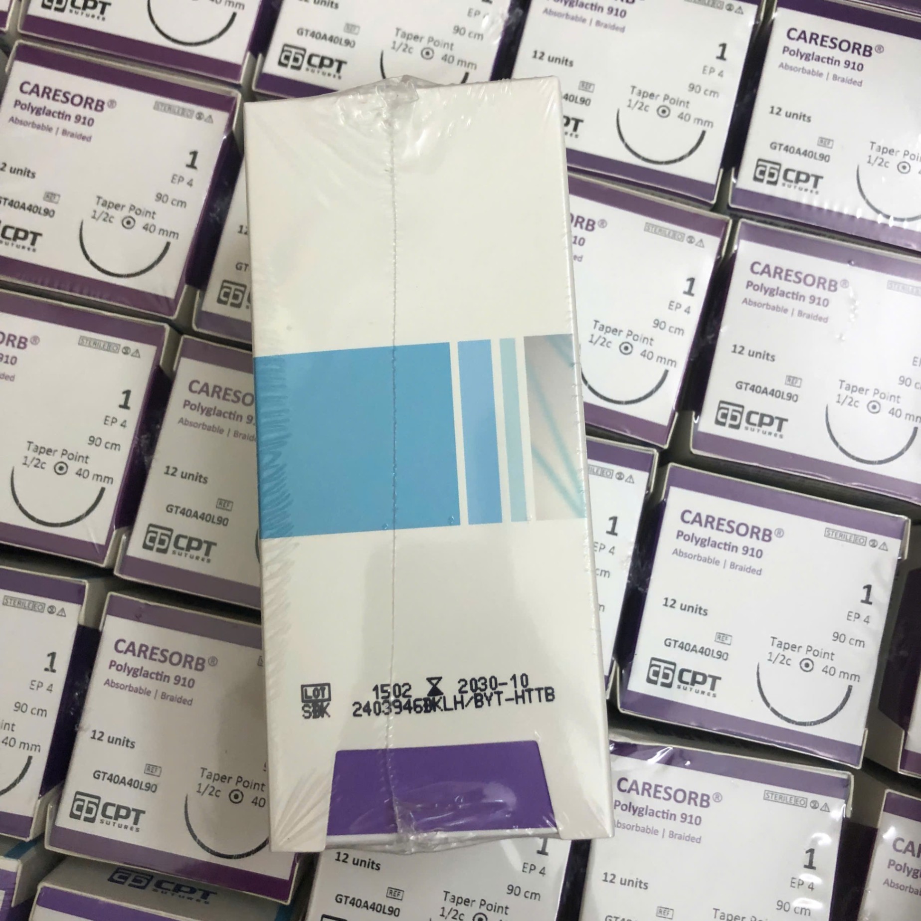Chỉ phẫu thuật tự tiêu CPT Caresorb Polyglactin 910 số 3/0 GT20A26 (Hộp=12 sợi)