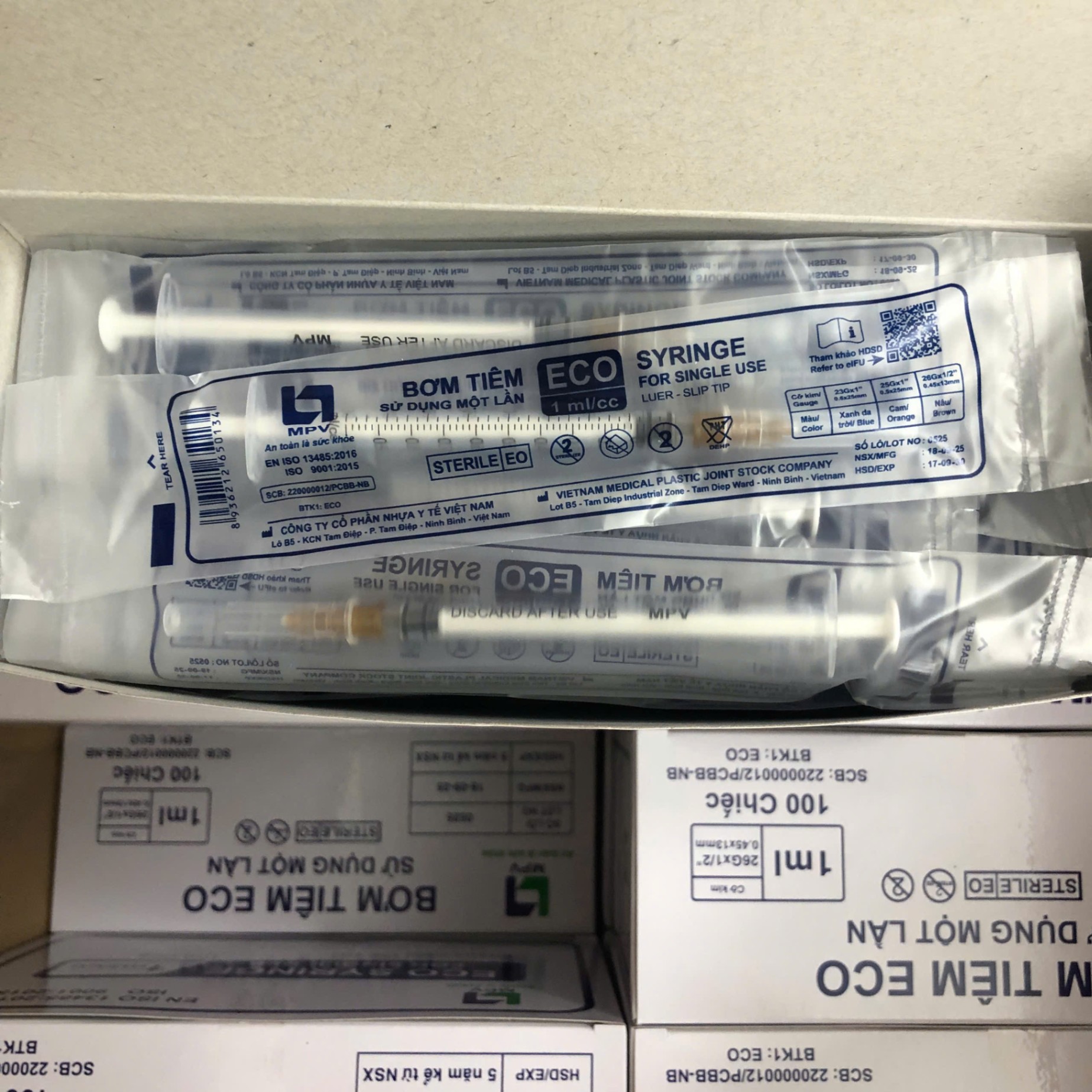 Bơm tiêm ECO sử dụng một lần 1ml (Hộp=100 cái, Thùng=4200 cái)