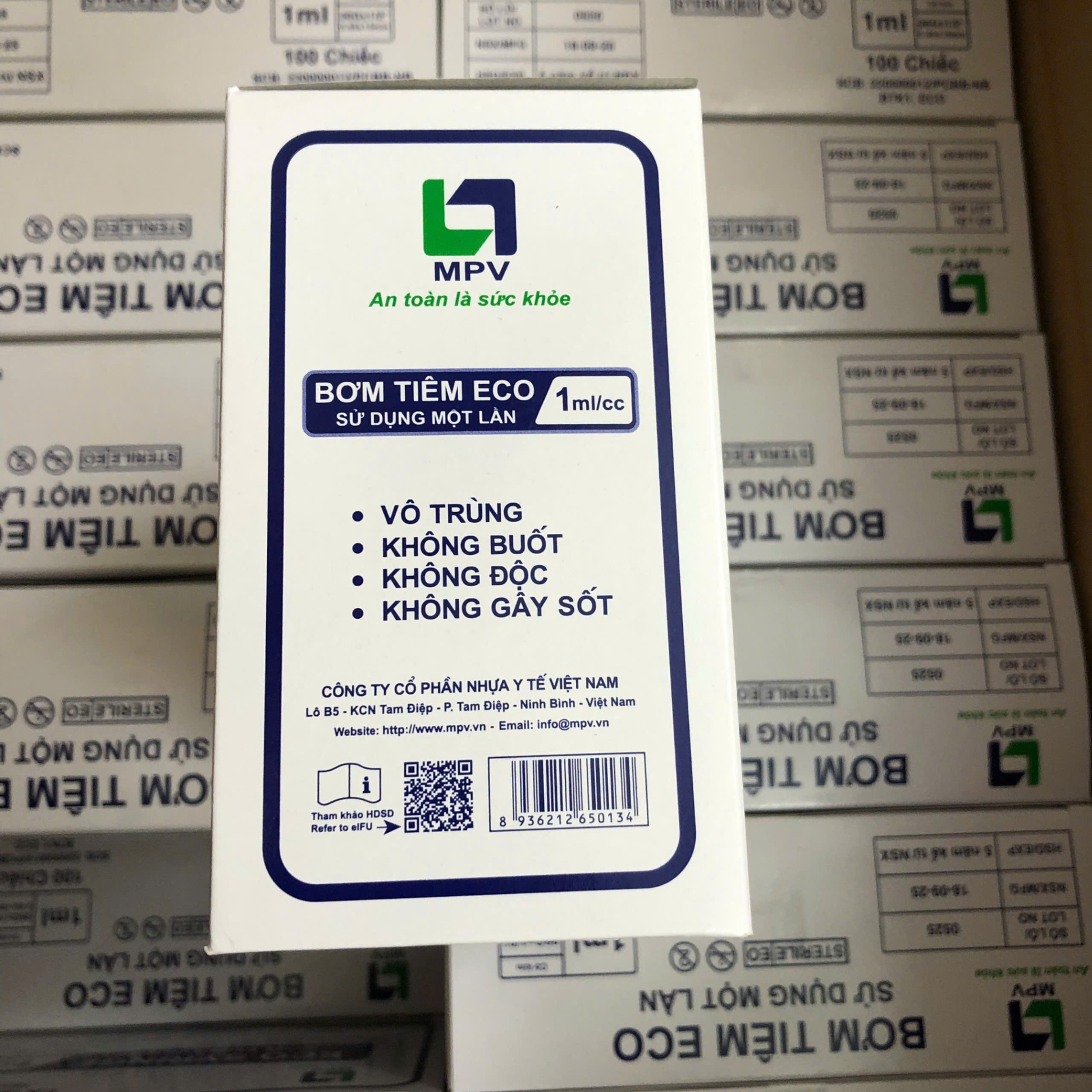 Bơm tiêm ECO sử dụng một lần 1ml (Hộp=100 cái, Thùng=4200 cái)