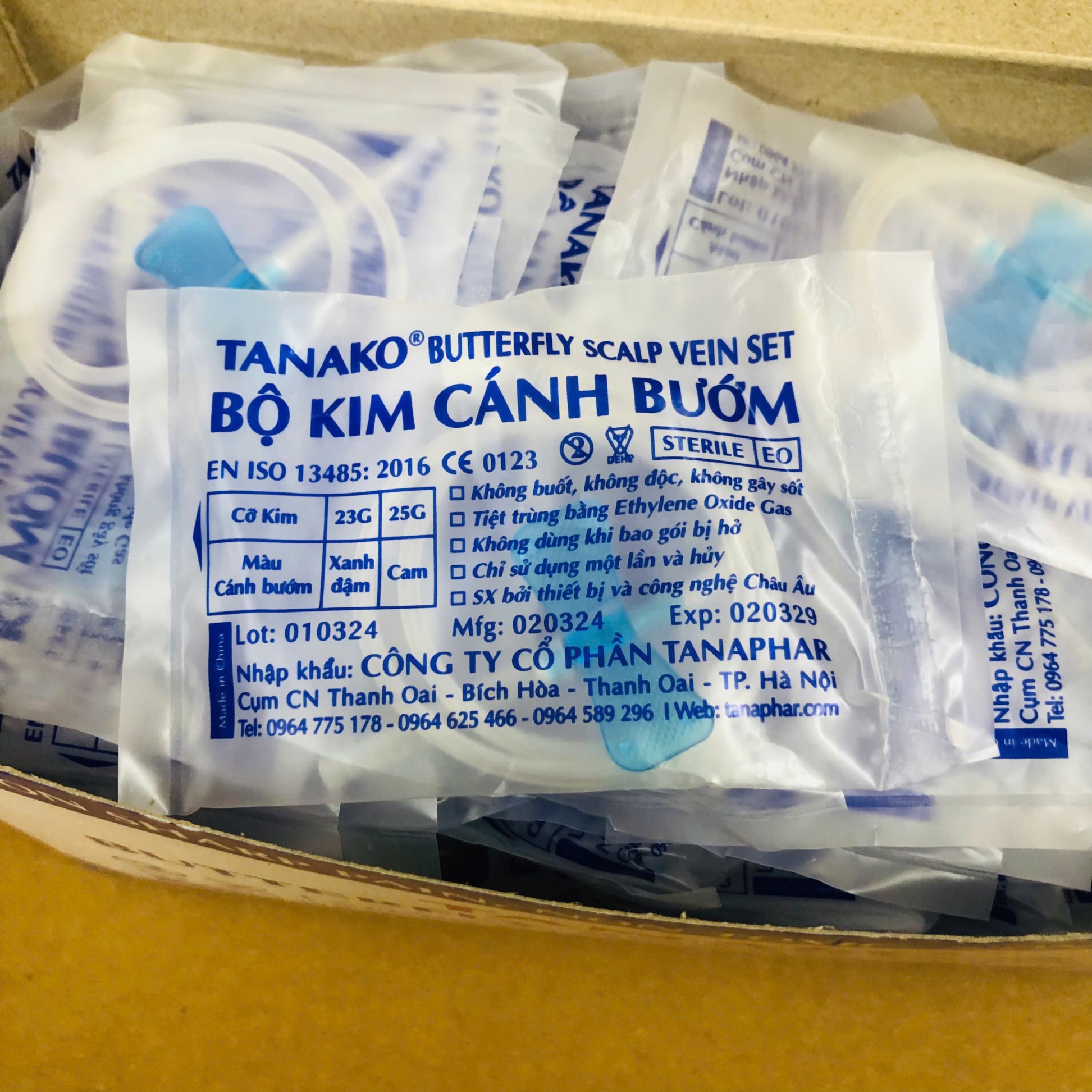 Bộ kim cánh bướm 23G Tanako (Hộp=100 cái)