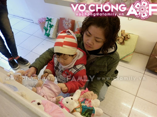 Chuyen-tinh-ky-la-cua-doi-vo-chong-me-phuot--3.jpg
