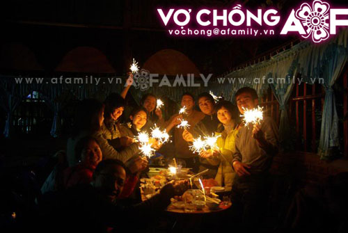 Chuyen-tinh-ky-la-cua-doi-vo-chong-me-phuot--5.jpg