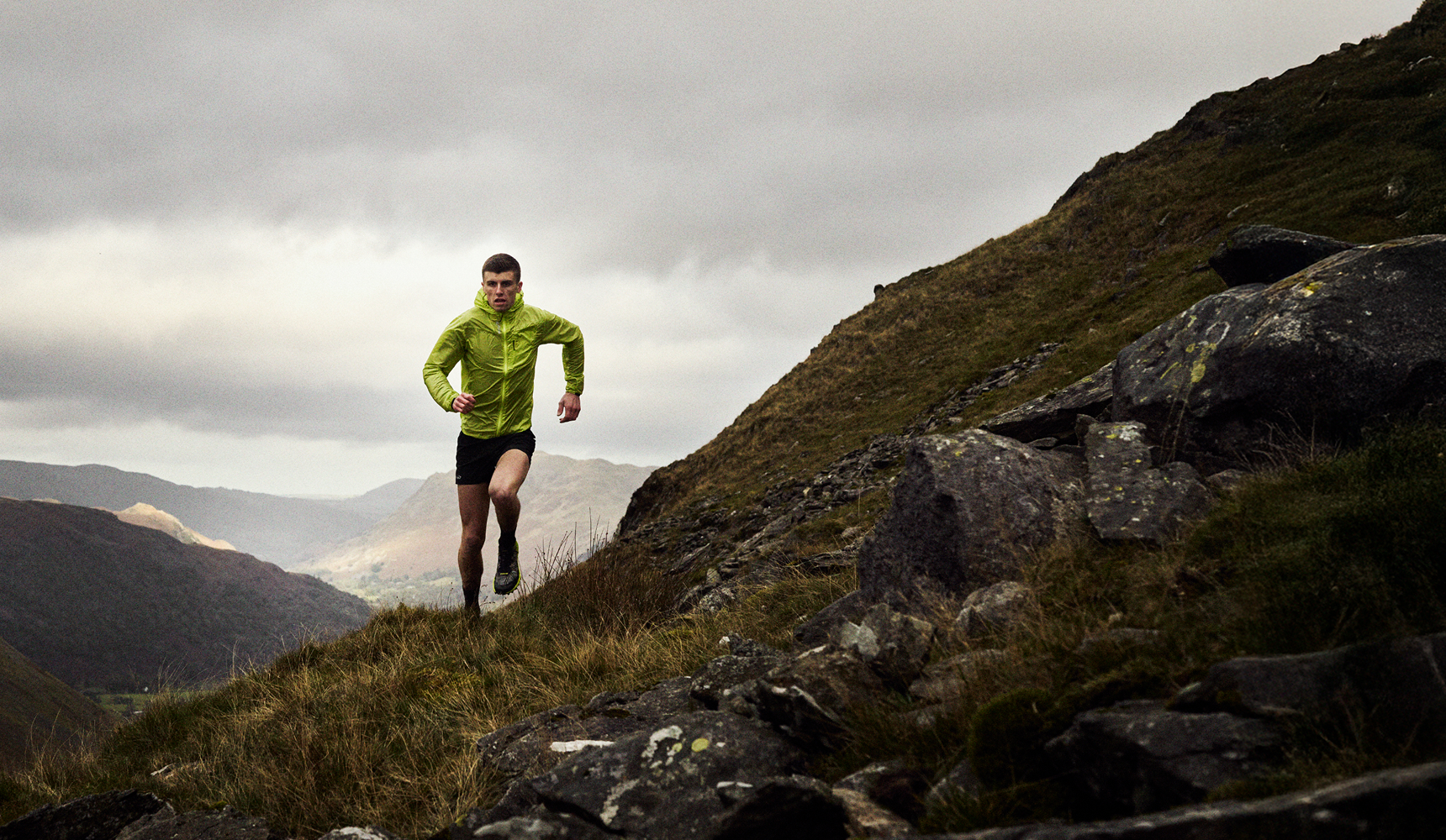 run-men-aw25-d_cnvenicmzgs1jp9y.jpg
