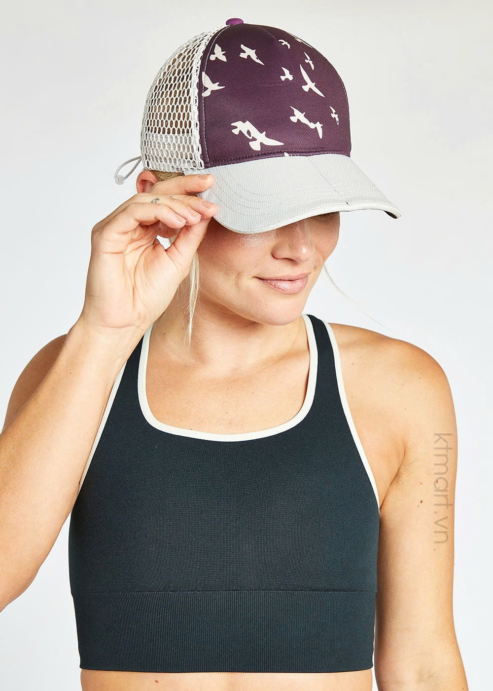 Mũ chạy bộ Oiselle Runner Trucker Empire Flock