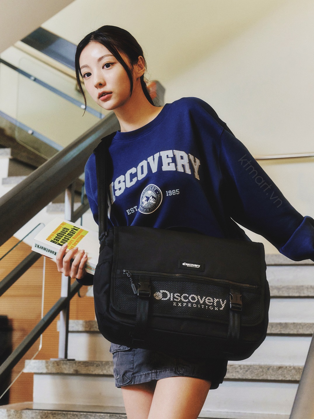 Túi đeo chéo Discovery Like Air Quantum Messenger Bag DXMR0134N
