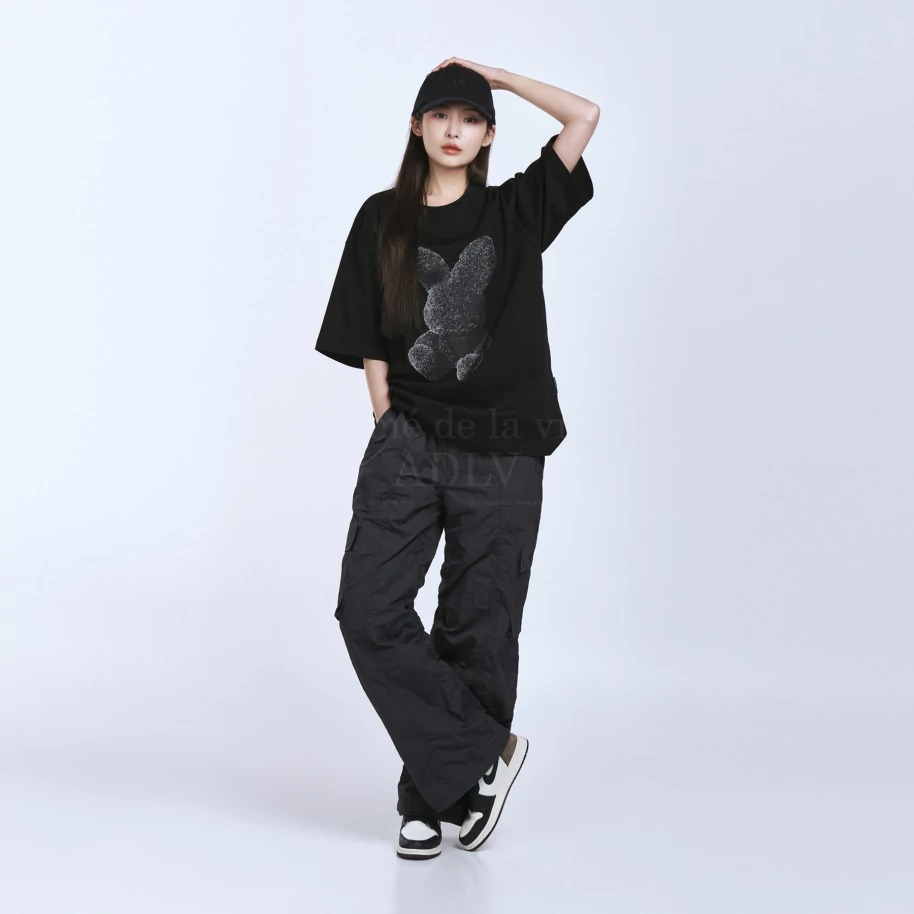 Acme-De-La-Vie-Black-Fuzzy-Rabbit-Short-Sleeve-T-Shirt-ADLV-23SS-SSBKZR-size-2-2.jpg?v=1773286566