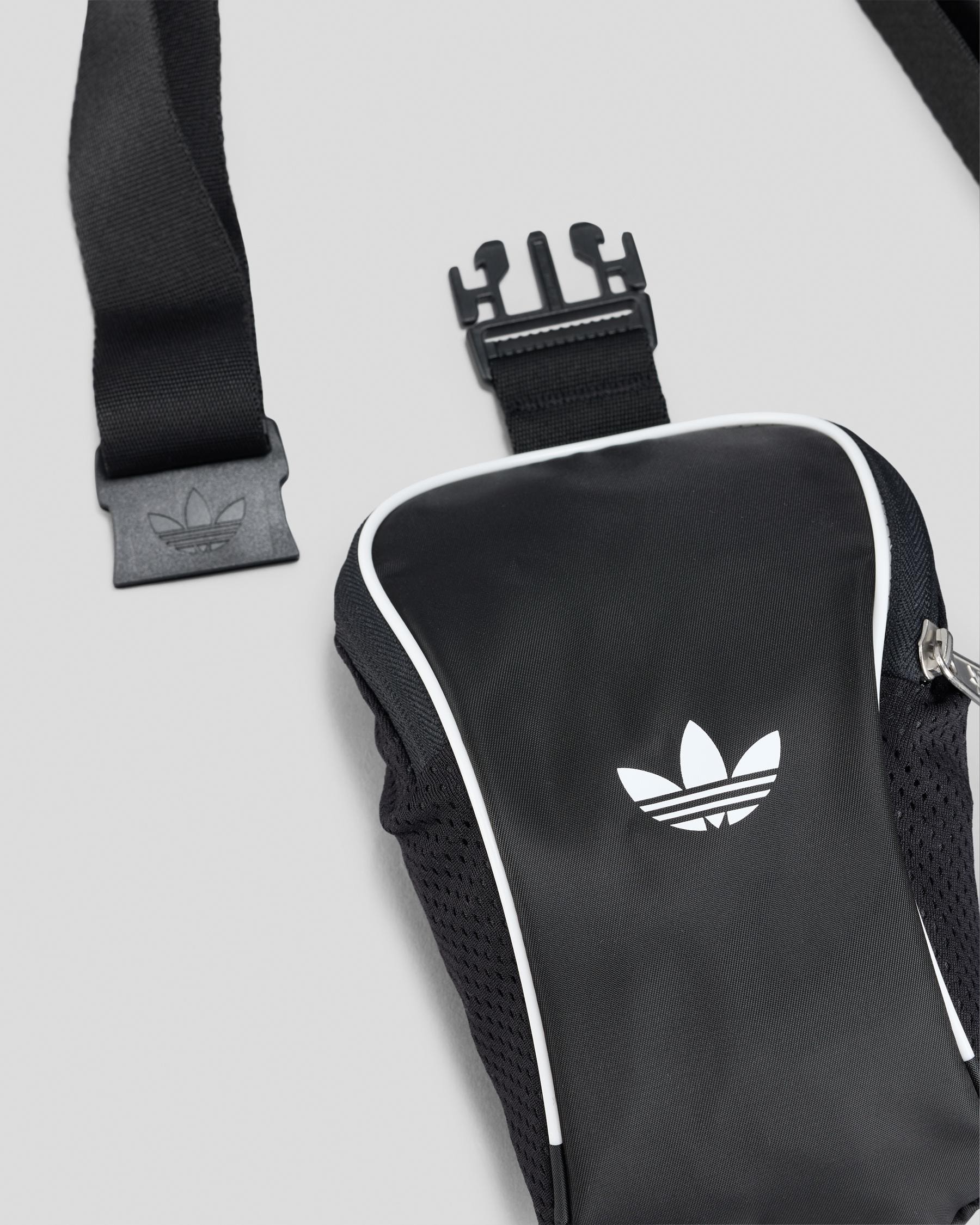 Adidas-Adicolor-Small-Item-Bag-JD5570-6.jpg