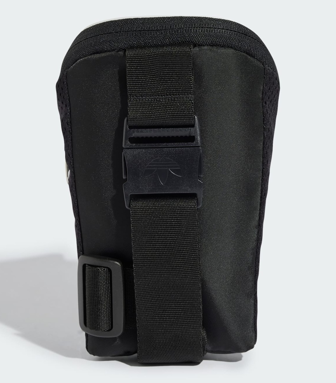 Adidas-Adicolor-Small-Item-Bag-JD5570-8.jpg