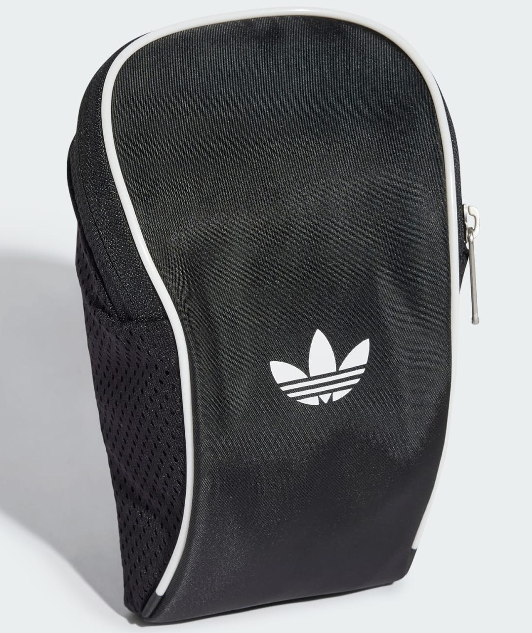 Adidas-Adicolor-Small-Item-Bag-JD5570-9.jpg