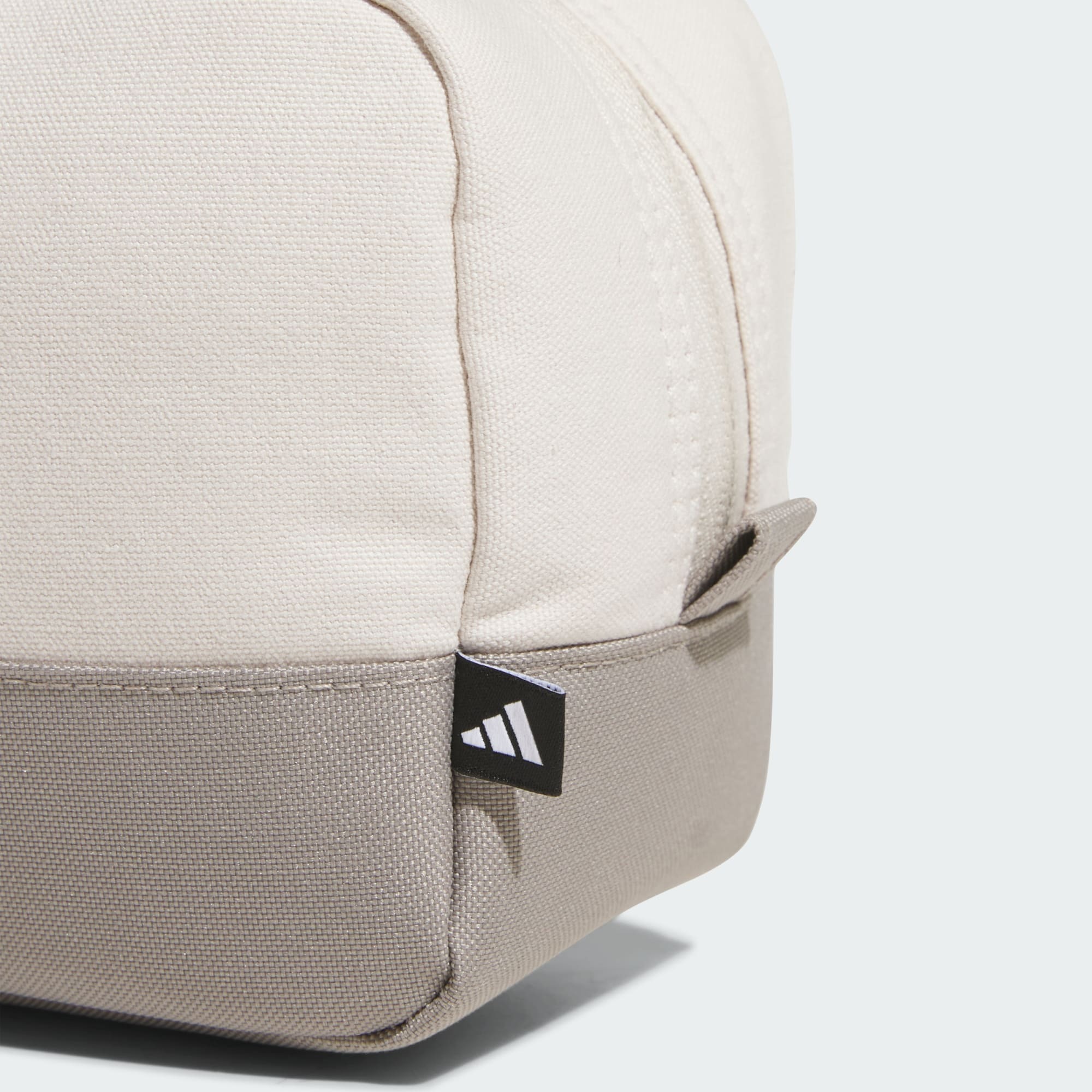 Adidas-Golf-Chip-Pouch-KD9380-7.jpg