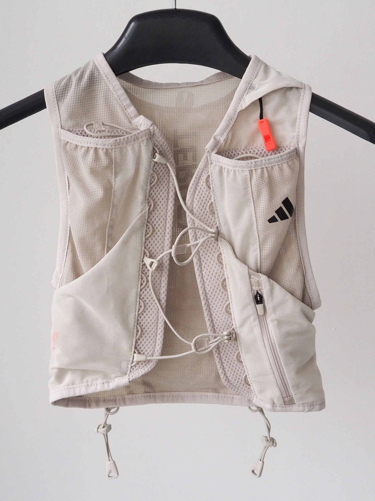 Adidas-Terrex-Trail-Running-Vest-2-5-L-size-M-2.jpg