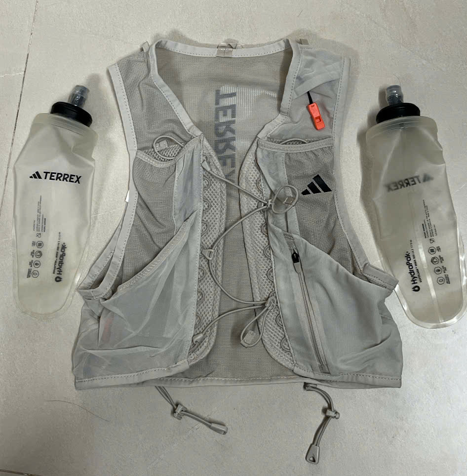 Adidas-Terrex-Trail-Running-Vest-2-5-L-size-M-4.jpg