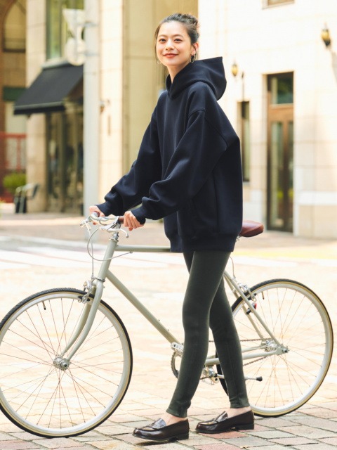 Ao-Uniqlo-479853-Sweatshirt-Oversized-Full-Parka-size-M-L_Uniqlo 479853 Sweatshirt Oversized Full Parka 1.jpg