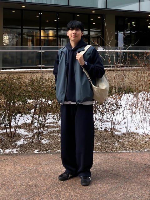Ao-Uniqlo-479853-Sweatshirt-Oversized-Full-Parka-size-M-L_Uniqlo 479853 Sweatshirt Oversized Full Parka4.jpg