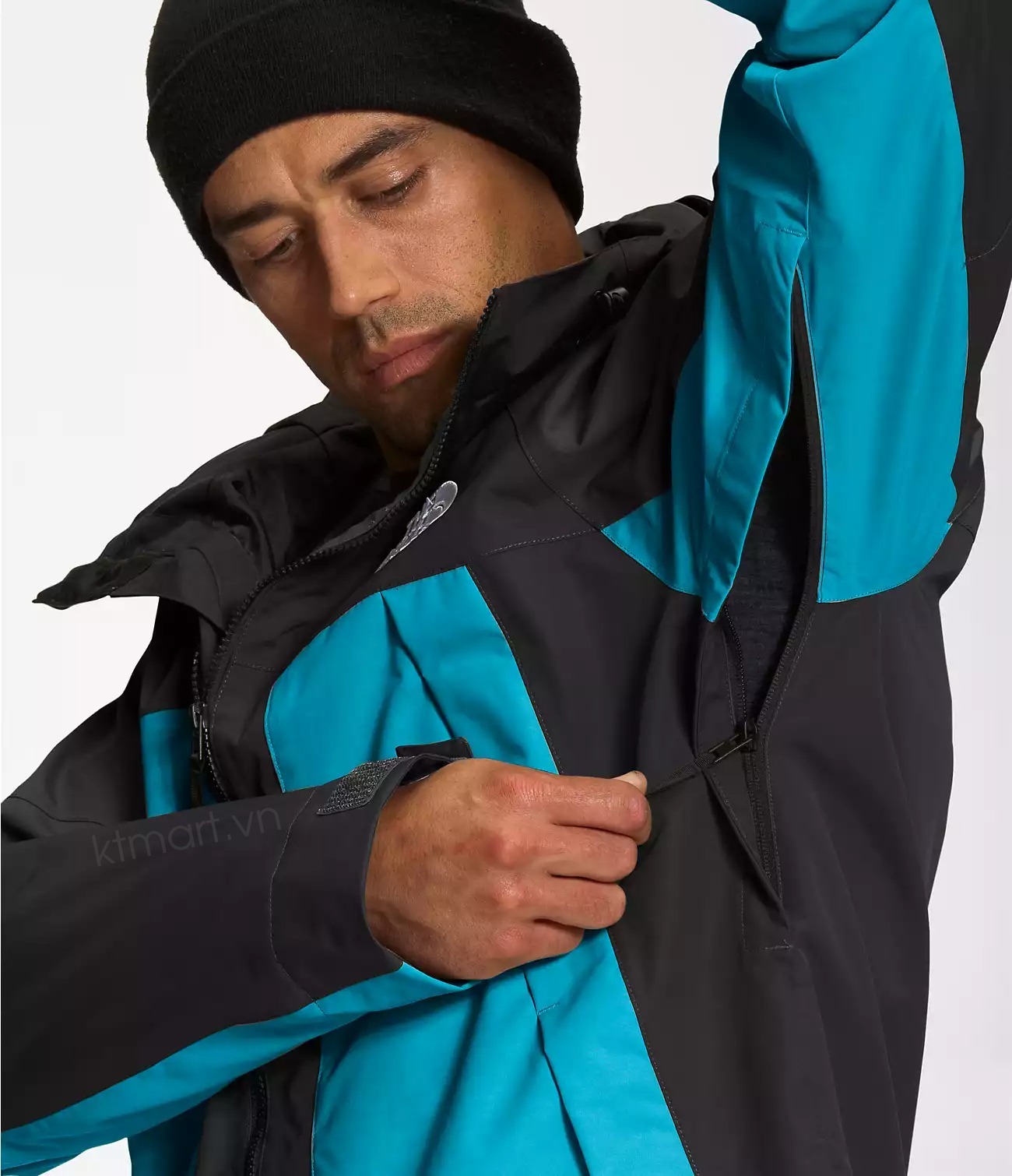 Ao-leo-nui-The-North-Face-Men-s-Balfron-Jacket-Acoustic-Blue-NF0A7UTQ-size-M-15.jpg