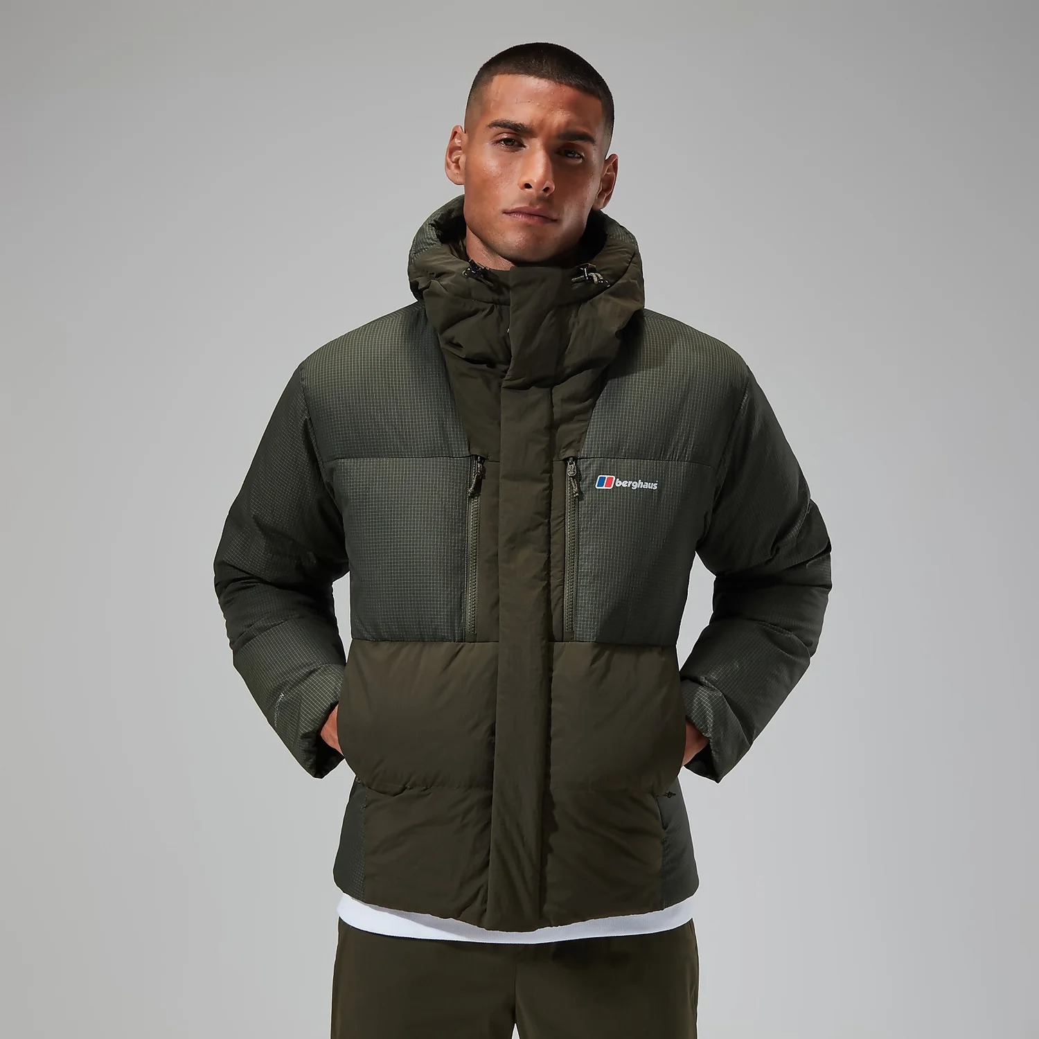 Ao-long-vu-Berghaus-Men-s-Sabber-Down-Hooded-Jacket-4A001409R14-size-L-US-11.jpg
