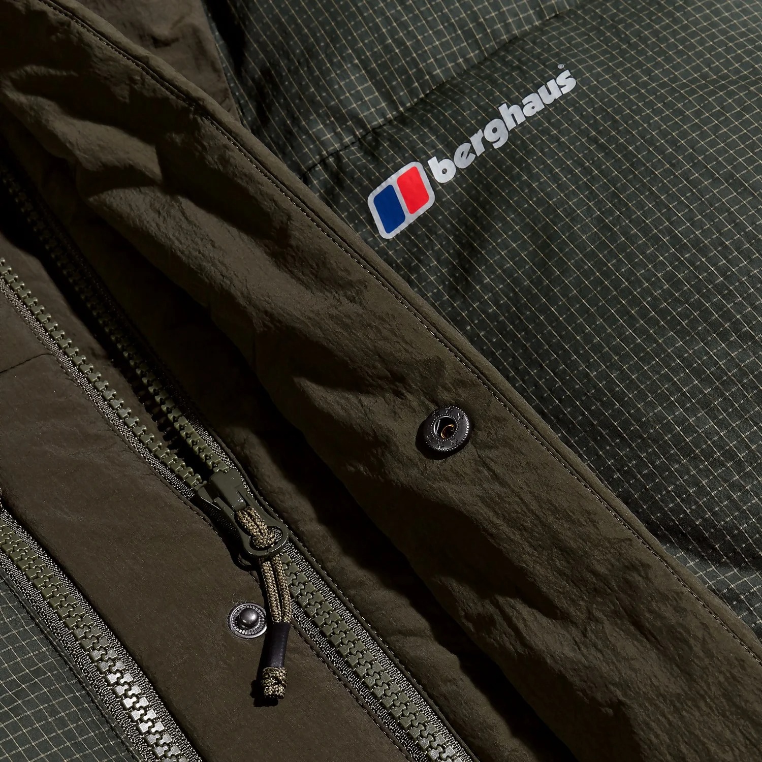 Ao-long-vu-Berghaus-Men-s-Sabber-Down-Hooded-Jacket-4A001409R14-size-L-US-26.jpg