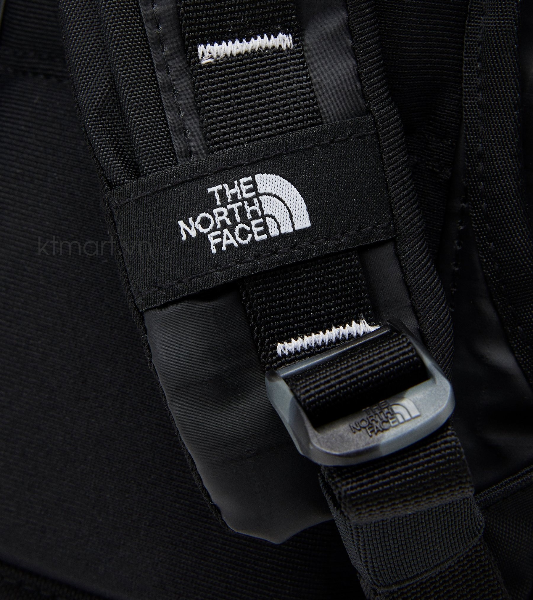 Balo-35L-The-North-Face-Base-Camp-Voyager-Daypack-Large-35L-NF0A81DN-26.jpg?v=1769998727