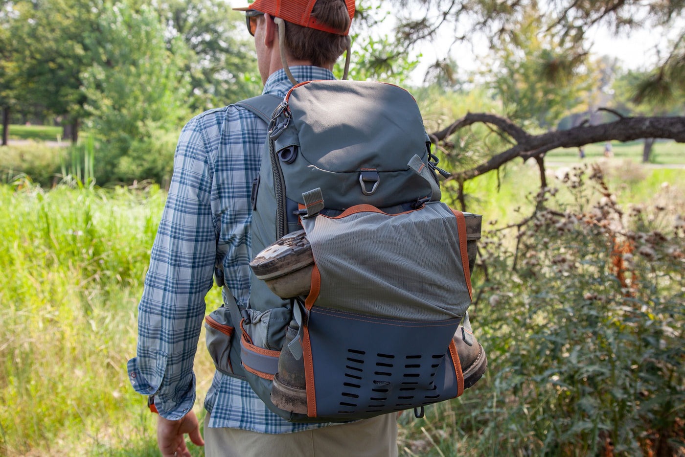Balo-Fishpond-Firehole-Fly-Fishing-Backpack-Fishing-Tackle-Backpack-Travel-Backpack-9.jpg
