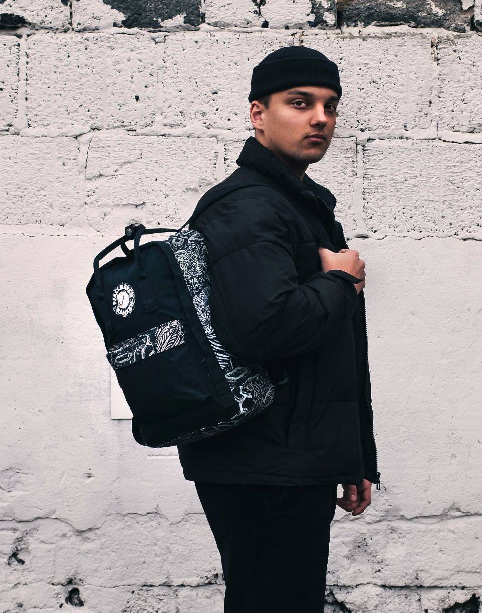Balo-Fjallraven-Kanken-Art-Plus-16L-23634-42.jpg