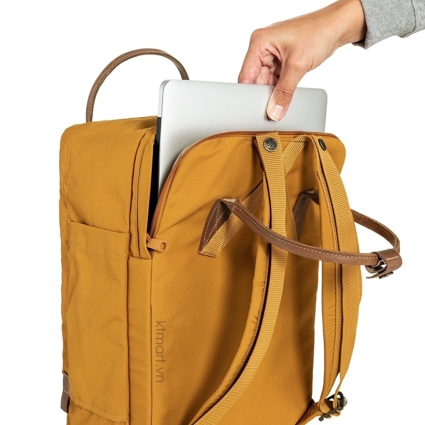 Balo-Fjallraven-Kanken-No-2-Laptop-15-23803-New-Version-2025-37.jpg