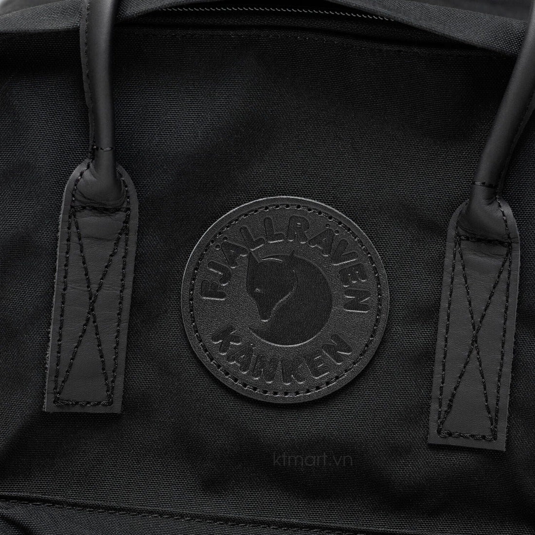 Balo-Fjallraven-Kanken-No-2-Laptop-15-All-Black-23804-New-Version-13.jpg?v=1769652311