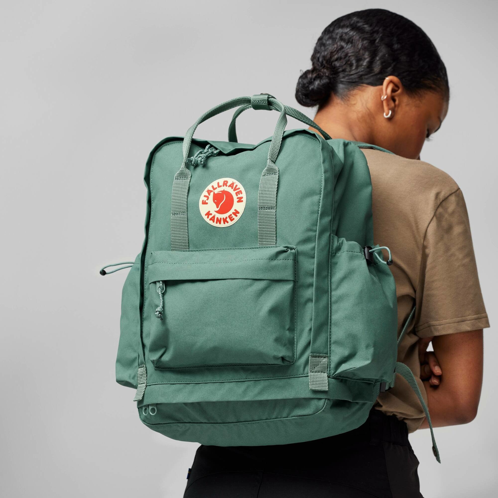 Balo-Fjallraven-Kanken-Outlong-23200251-18L-44.jpg