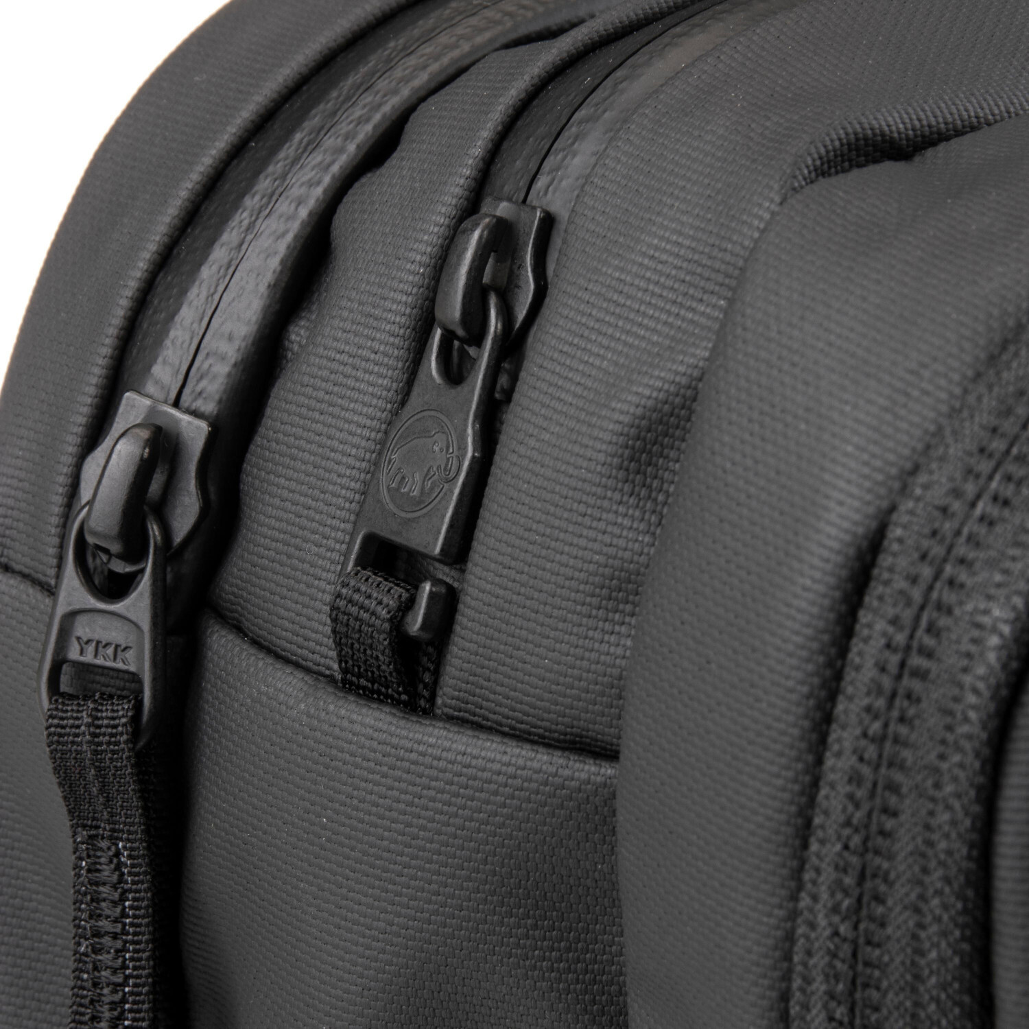 Balo-Mammut-Seon-Transporter-15-Backpack-2510-04191-18.jpg?v=1775121731