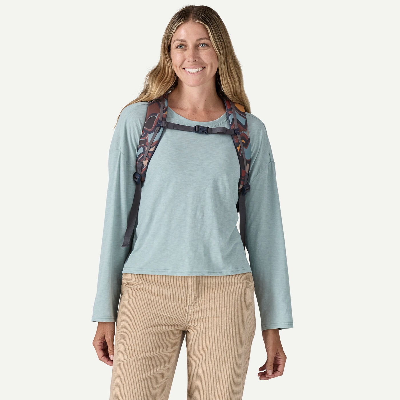 Balo-cong-so-Patagonia-Refugio-Daypack-26L-47913-Currents-Dulse-Mauve-2.jpg