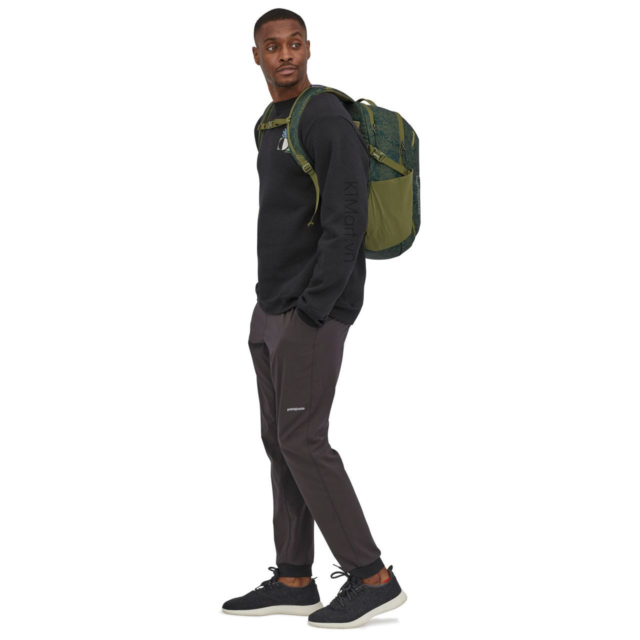 Balo-cong-so-Patagonia-Refugio-Daypack-26L-47913-Currents-Dulse-Mauve-27.jpg?v=1773020162