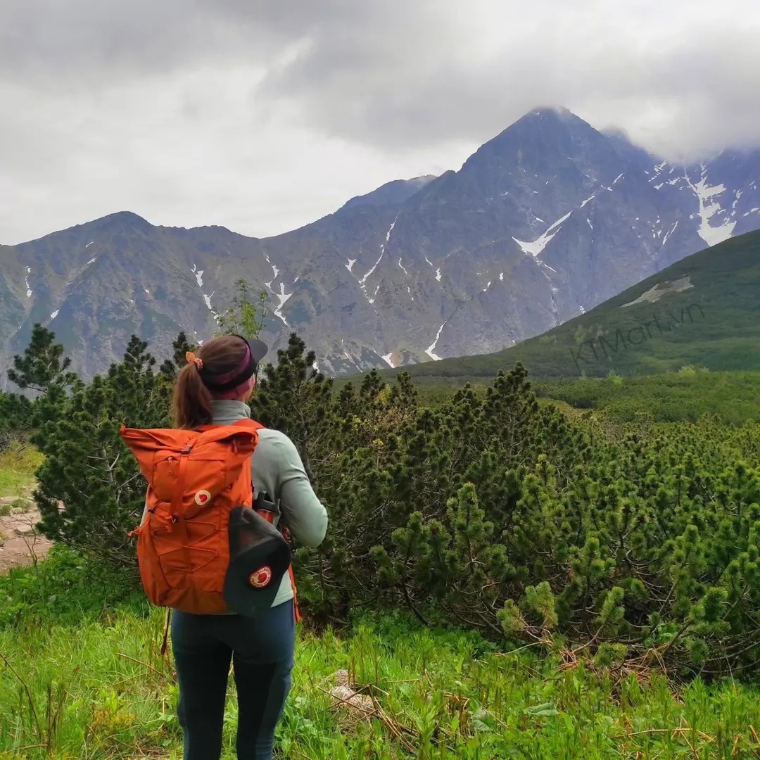 Balo-du-lich-Fjallraven-Abisko-Hike-Foldsack-27222-2.jpg?v=1773904564