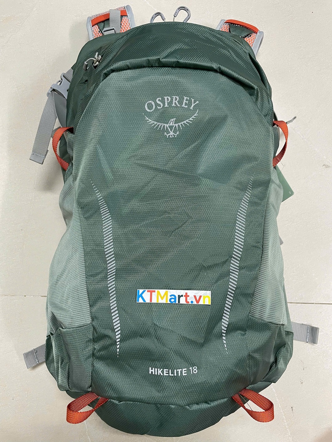 Balo-leo-nui-Osprey-Hikelite-18-Unisex-Hiking-Backpack-2.jpg