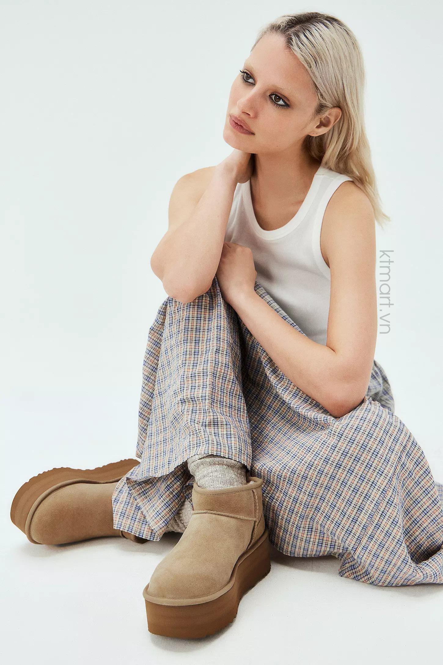 Bot-long-cuu-UGG-Women-s-Classic-Ultra-Mini-Platform-Sand-1135092-size-38-2.jpg?v=1769998381
