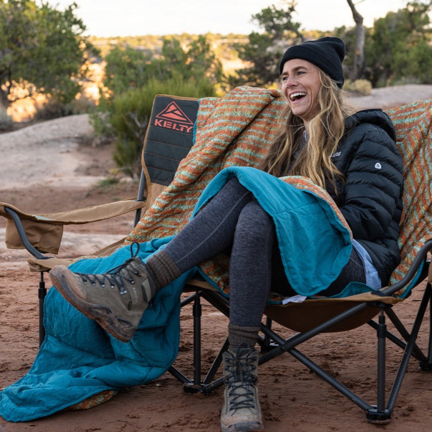 Chan-Kelty-Biggie-Blanket-hang-ship-US-23.jpg?v=1770178654